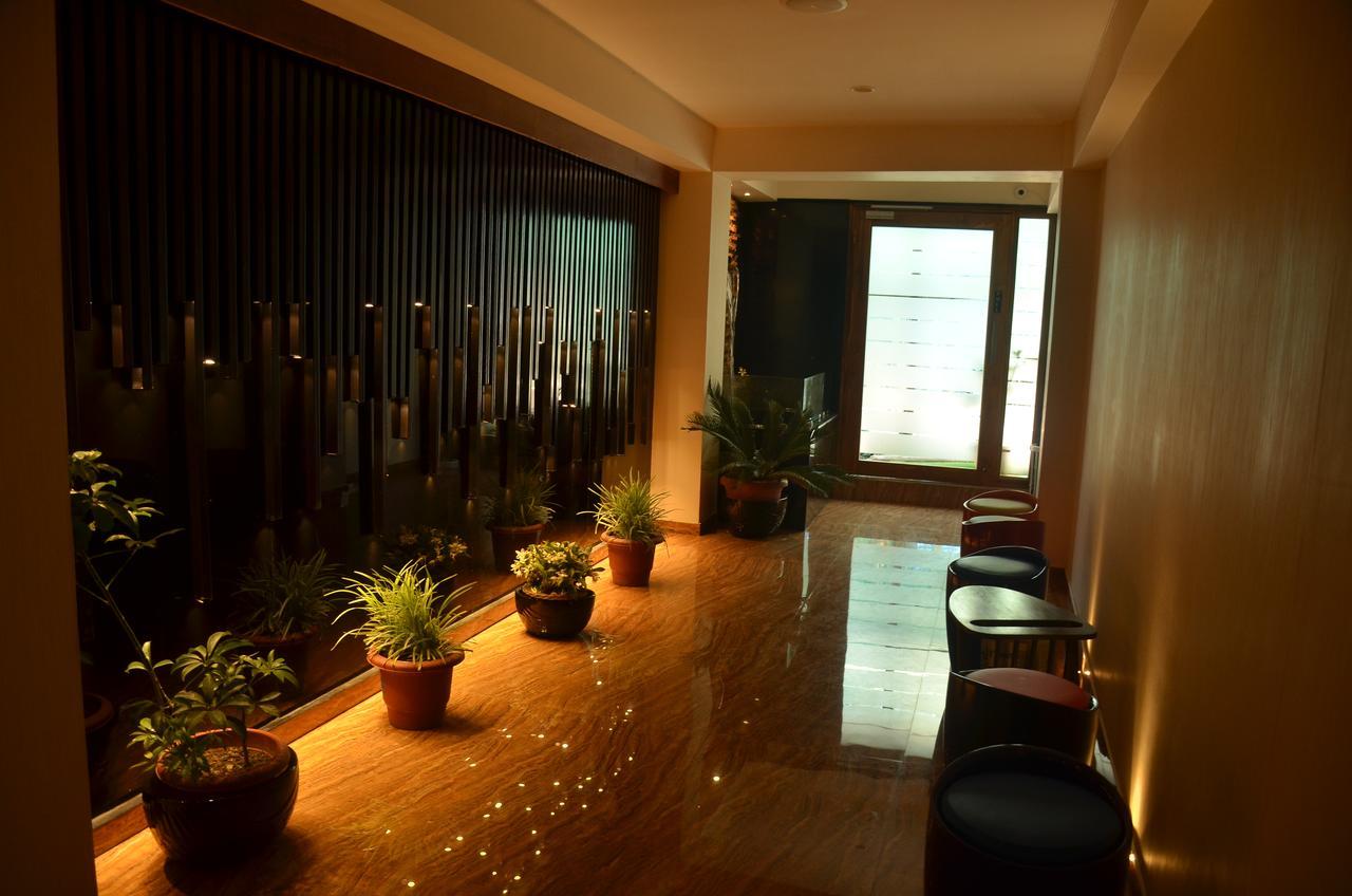 Hotel Aura Shillong Exterior photo
